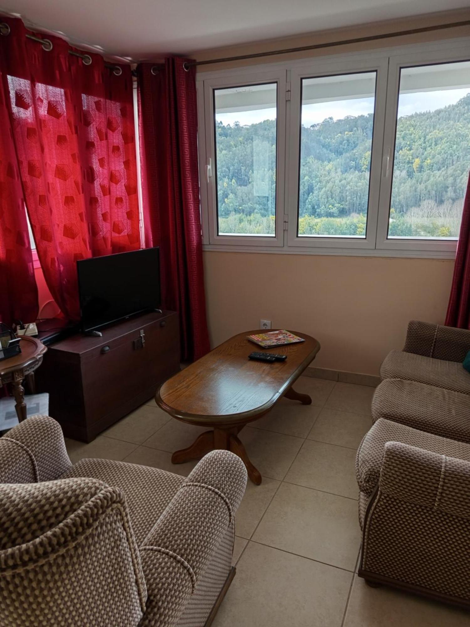 Villa Moradia Lili Ronqueira Exterior foto